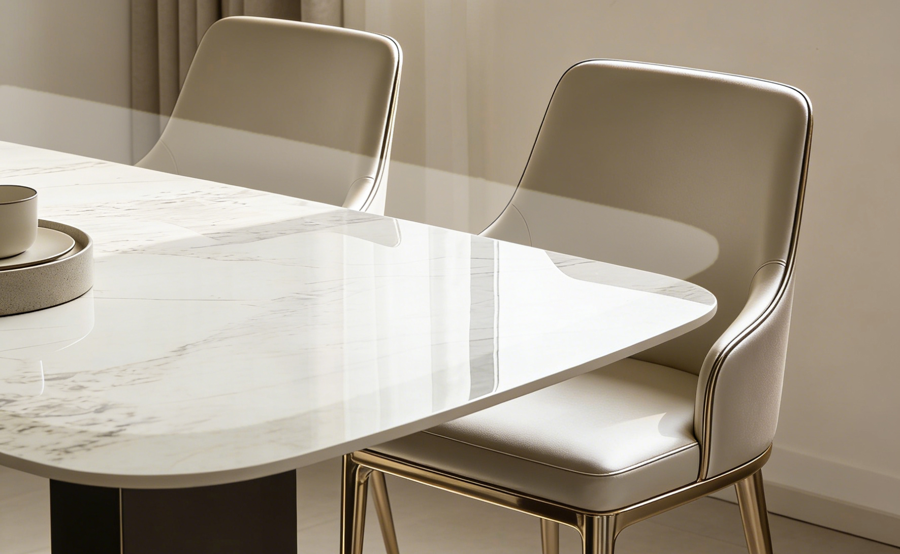 فيلم واقية للأثاث