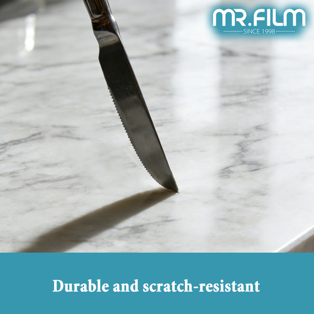 فيلم حماية الأثاث اللامع والشفاف للطاولة