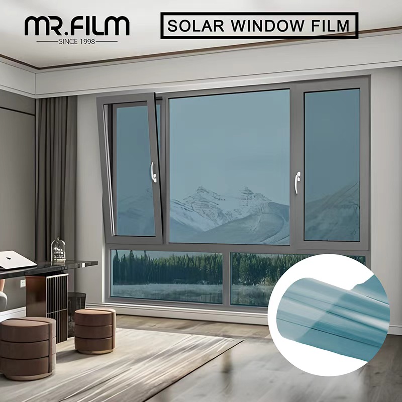 فيلم زجاجي للطاقة الشمسية